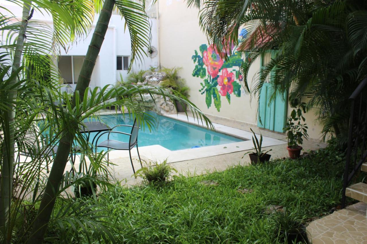 Casa Akbal B&B (Adults Only) Мерида Екстериор снимка